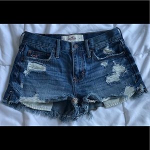 Hollister Jean Shorts size 00